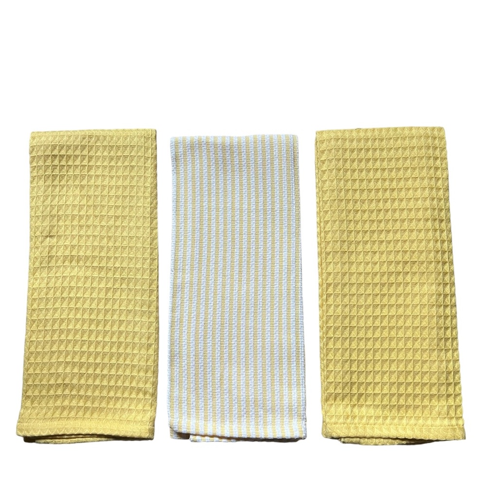 Set Of Three Room Essentials Kitchen Towels